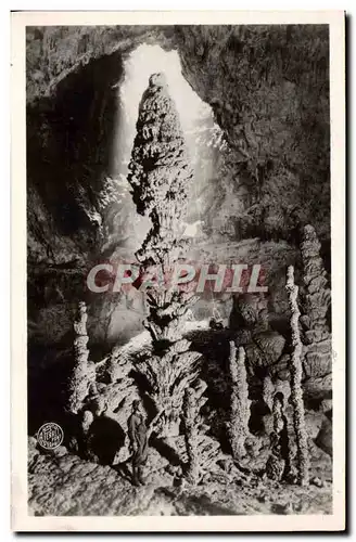 Ansichtskarte AK Grotte Grottes Aven d&#39Orgnac Ardeche Stalagmite en forme de pomme de pin