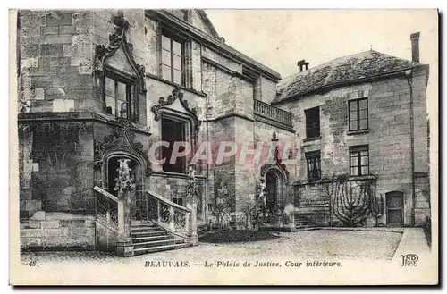 Cartes postales Palais de Justice Cour interieure Beauvais