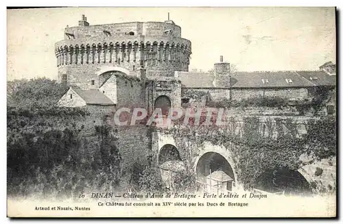 Cartes postales Chateau Dinan Chateau d&#39Anne de Bretagne Porte d&#39entree et donjon