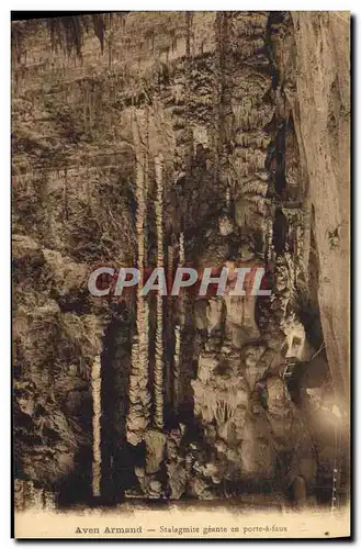 Cartes postales Grottes Aven Armand Stalagmite geante en porte a faux