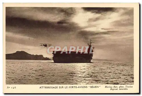 Cartes postales Bateau de Guerre Atterrissage sur le porte avions Bearn Aviation