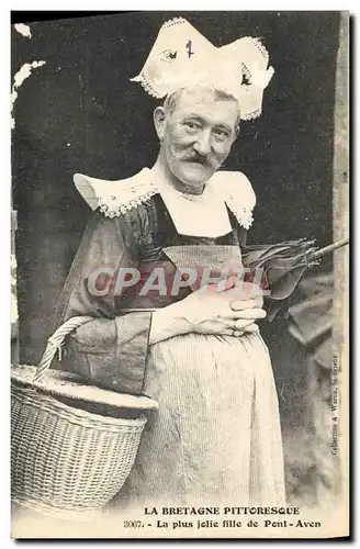 Cartes postales Folklore La plus jeune fille de Pont Aven