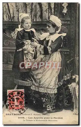 Cartes postales Folklore Les apprets pour le pardon La toilette de Mademoiselle Marivonne