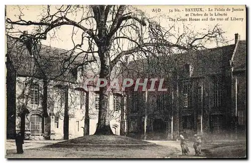 Ansichtskarte AK Palais de justice et l&#39arbre de la Liberte Bayeux