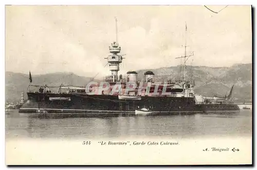 Cartes postales Bateau de Guerre Le Bouvines Garde Cotes Cuirasse
