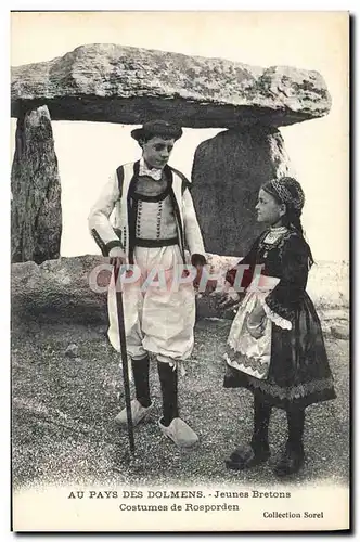 Cartes postales Folklore Au pays des Dolmens Jeunes bretons Costumes de Rosporden