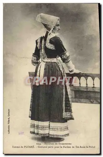 Ansichtskarte AK Folklore Environs de Douarnenez Femme de Ploare Costume porte pour le pardon de Ste Anne la palu