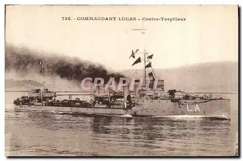 Cartes postales Bateau de Guerre Commandant Lucas Contre Torpilleur