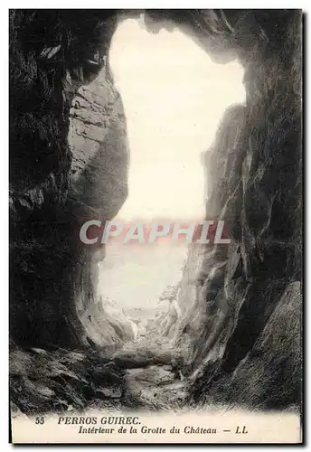 Cartes postales Grotte Grottes Perros Guirec Interieur de la grotte du chateau