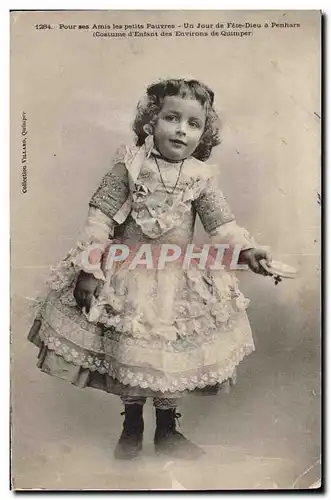 Cartes postales Folklore Pour ses amis les petits pauvres Un jour de fete Dieu a Penhars Costume d'enfant des en