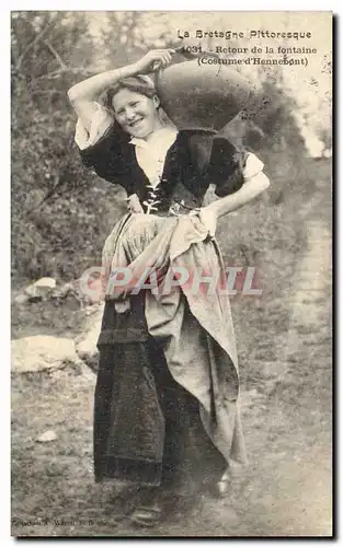 Cartes postales Folklore Retour de la fontaine Costume d'Hennebont