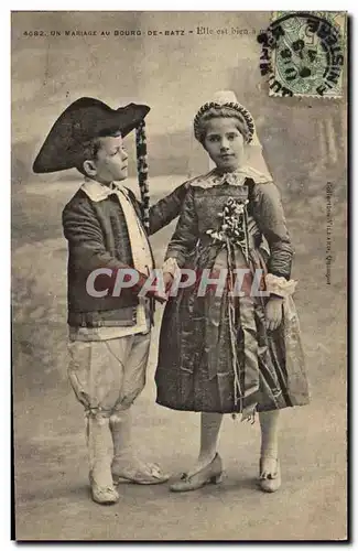 Cartes postales Folklore Un mariage au Bourg de Batz Enfants