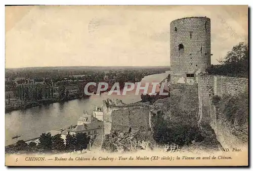 Cartes postales Ruines du Chateau du Coudray La Vienne en aval de Chinon