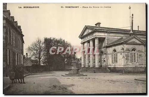 Cartes postales Domfront Place du Palais de Justice