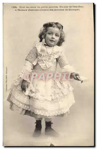 Cartes postales Folklore Pour ses amis les petits pauvres Un jour de fete Dieu a Penhars Costume d'enfant des en