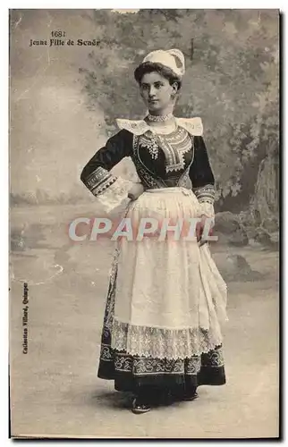 Cartes postales Folklore Jeune fille de Scaer