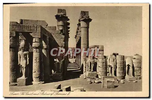 Ansichtskarte AK Egypt Egypte Luxor The Court and statues of Rameses II