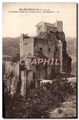 Cartes postales Entrevaux 1395m Le chateau fortifie par Vauban (1692) cote nord est