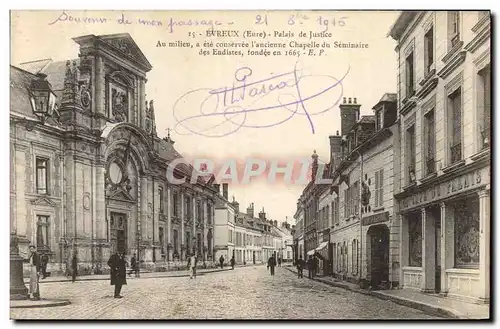 Ansichtskarte AK Evreux (Eure) Palais de Justice Au milieu a ete conservee l'ancienne chapelle du seminaire des E