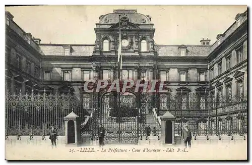 Cartes postales Lille La Prefecture Cour d'honneur