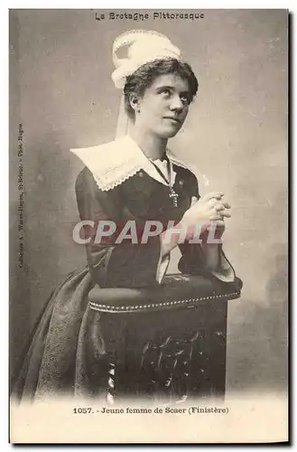 Ansichtskarte AK Folklore La Bretagne pittoresque Jeune femme de Scaer (Finistere)