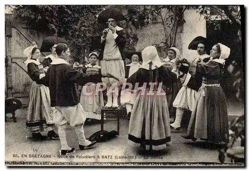 Ansichtskarte AK Folklore En Bretagne Noce de Paludiers a Batz (Loire Inf) La danse