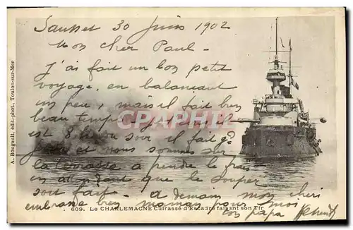 Cartes postales Bateau de Guerre Le Charlemagne Cuirasse d'Escadre faisant son Tir