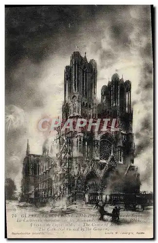 Ansichtskarte AK Militaria Guerre europeenne 1914 15 Le crime de Reims La Cathedrale incendiee par les Allemands