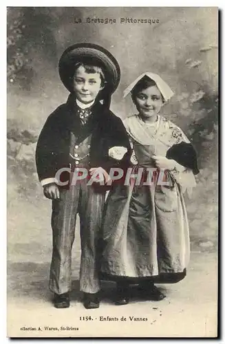 Cartes postales Folklore  La Bretagne Pittoresque Enfants de Vannes