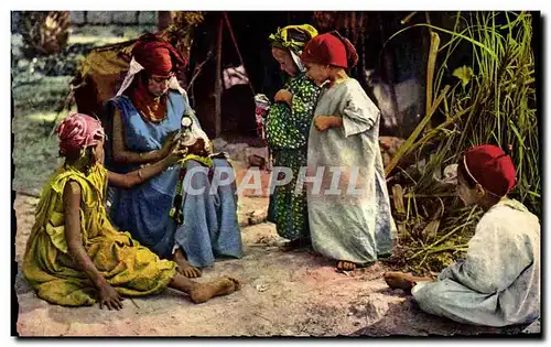 Cartes postales Fantaisie Enfants Poupee  Scenes et Types d'Afrique du Nord La poupee arabe