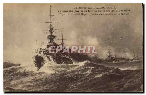 Cartes postales Bateau de guerre Cuirasse la Democratie en marche par gros temps au large de marsaeille