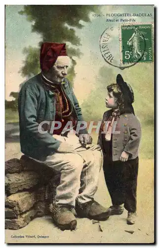 Cartes postales Folklore Plougastel Daoulas Aieul et petit fils Enfant