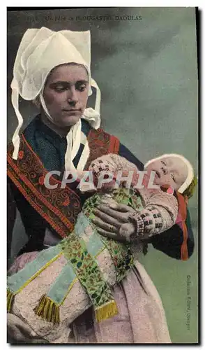 Cartes postales Folklore Un bebe de Plougastel Daoulas