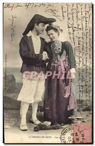 Cartes postales Folklore Le Bourg de Batz Les maries Mariage