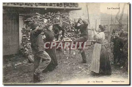 Ansichtskarte AK Folklore Cantal La bourree