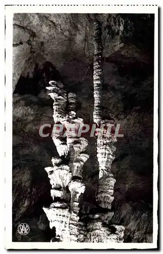 Cartes postales Grotte Grottes Aven d'Orgnac Le Dromadaire et la baionnette