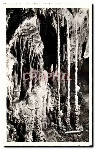 Cartes postales Grotte Grottes Aven d'Orgnac La barriere de colonettes Salle Glory