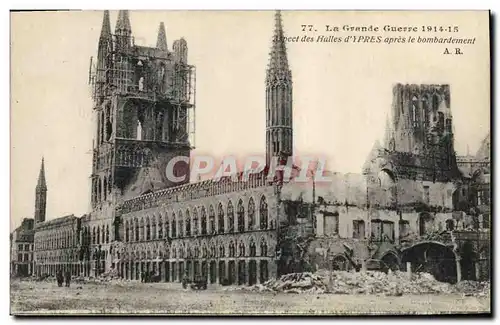 Ansichtskarte AK Militaria Aspect des Halles d'Ypres apres le bombardement