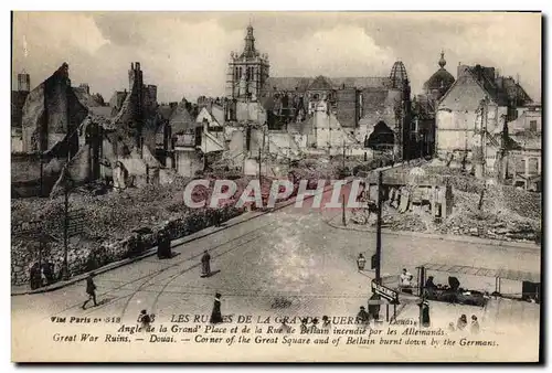 Ansichtskarte AK Militaria Douai Angle de la Grand Place et de la Rue de Bellain incendie par les Allemands