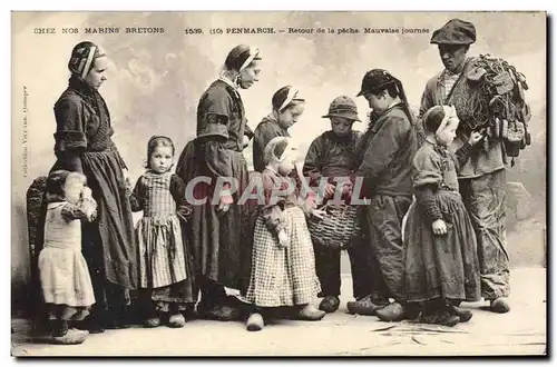 Cartes postales Folklore Penmarch Retour de la peche Mauvaise journee