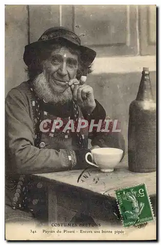 Cartes postales Folklore Paysan du Ploare Encore une bonne pipee Tabac