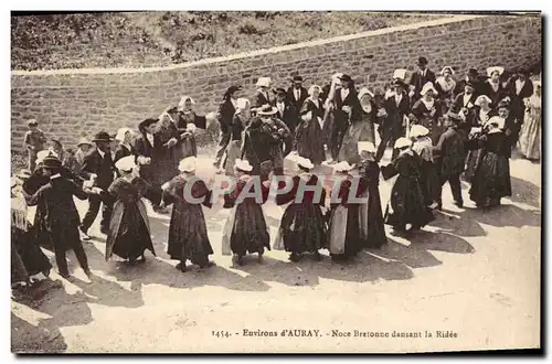 Cartes postales Folklore Environs d'Auray Noce bretonne dansant la ridee Mariage