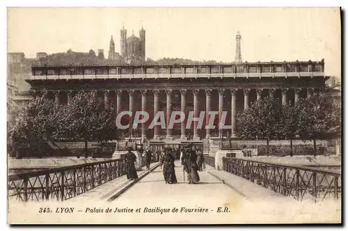 Cartes postales Palais de justice et basilique de Fourviere Lyon