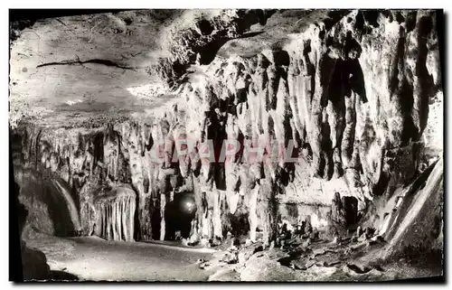 Cartes postales Grotte Grottes d'Arcy sur cure La salle de la boucherie