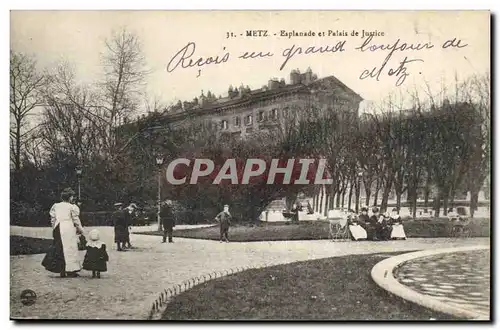 Cartes postales Metz Esplanade et Palais de Justice