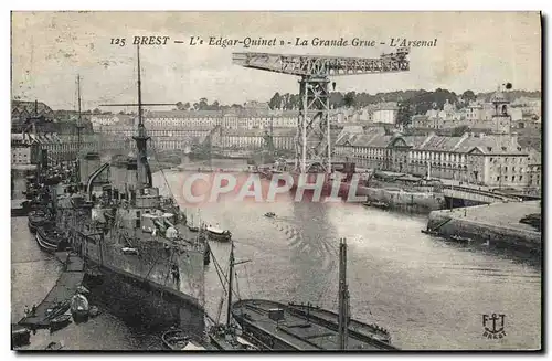 Ansichtskarte AK Bateau de Guerre Brest l'Edgar Quinet La Grande Rue L'arsenal