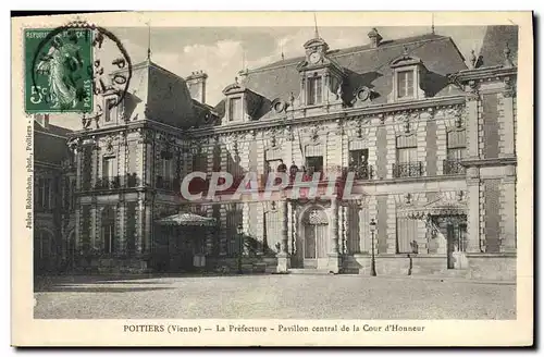 Cartes postales Poitiers Prefecture Pavillon central de la Cour d'honneur