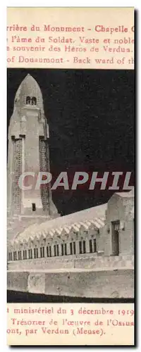 Ansichtskarte AK Militaria Ossuaire et phare de Douaumont Arriere du monument Chapelle catholique