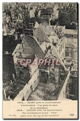 Ansichtskarte AK Militaria Reims apres le bombardement l'Archeveche vue prise du haut de la cathedrale