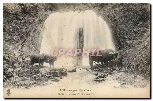 Ansichtskarte AK Folklore Auvergne Cascade de la Verniere Boeufs